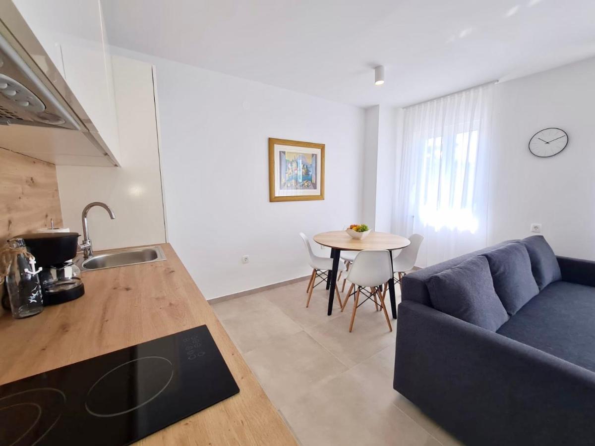 Apartments Maja Dramalj Eksteriør billede