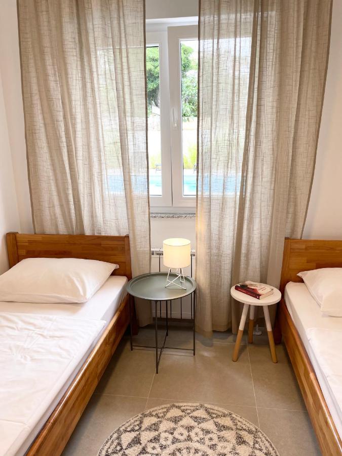 Apartments Maja Dramalj Eksteriør billede